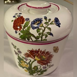 R.B. Bernarda ceramic canister, floral design